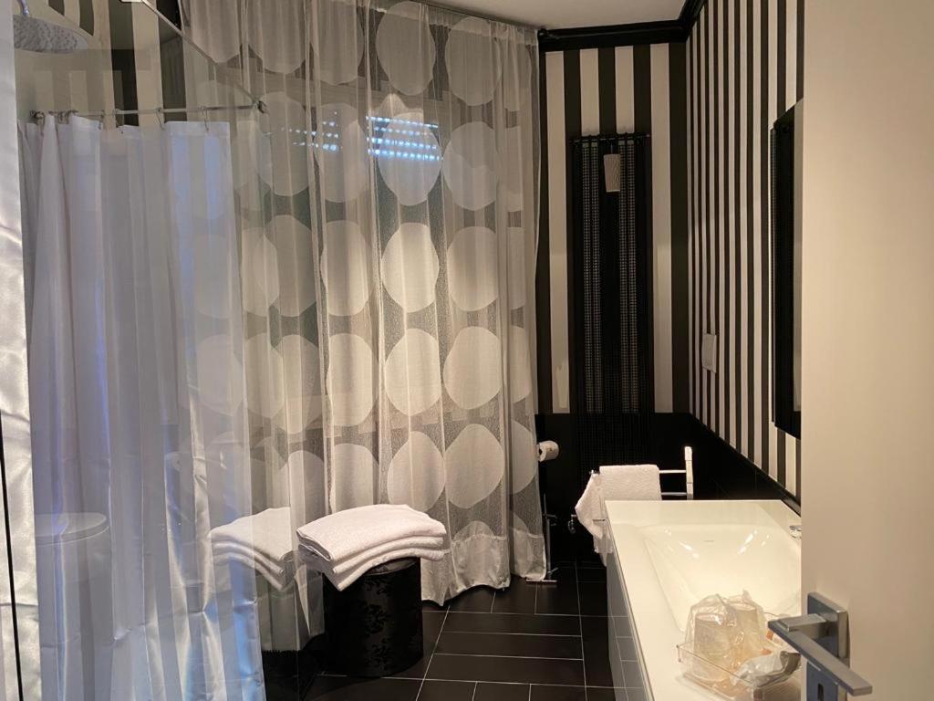 Oliver Luxury Home نابولي المظهر الخارجي الصورة